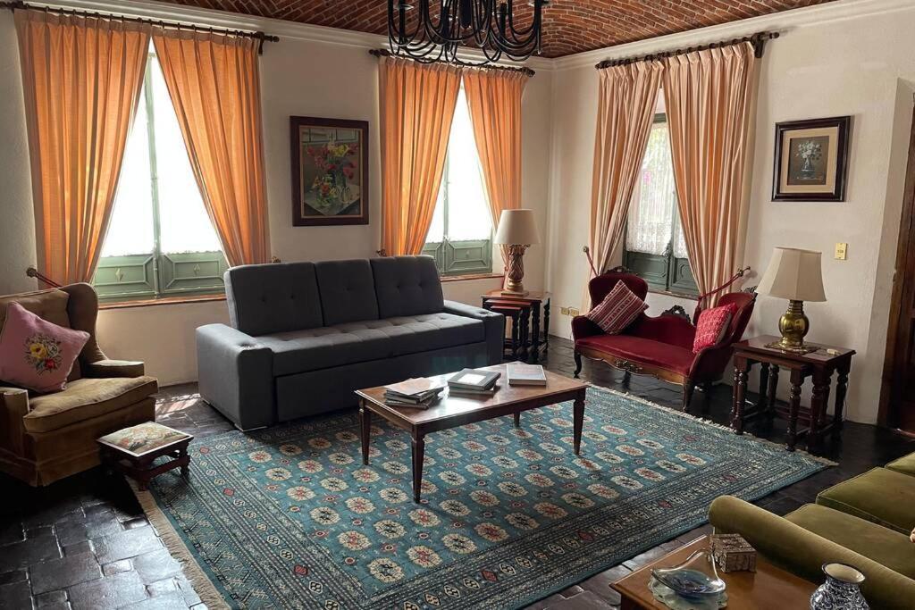 Mexicana Apartment